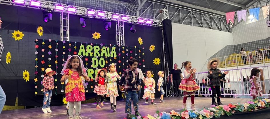 Festa Julina Municipal reúne comunidade e é realizada pel...