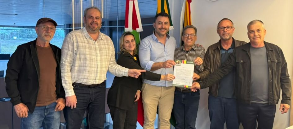 Administração Municipal de Maracajá assina ordem de serv...