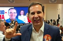 Convenção homologa candidatura de Arlindo Rocha a deputado estadual pelo PT