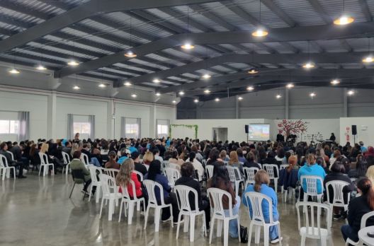 Balneário Arroio do Silva inicia recesso escolar com formação para profissionais da edu...