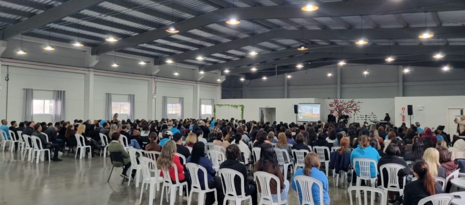Balneário Arroio do Silva inicia recesso escolar com forma...