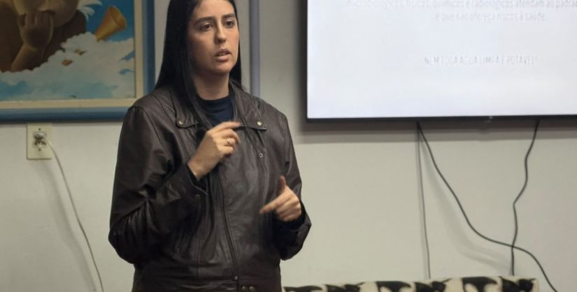 SAMAE de Araranguá promove palestra no Quilombo Maria Rosalina para orientar moradores sobre novo sistema de abastecimento e esgotamento sanitário