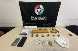 Drogas e balanças de precisão são apreendidas em Passo de Torres