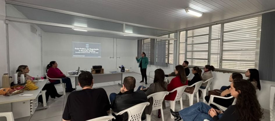 Prefeitura de Turvo promove reunião de alinhamento com mé...