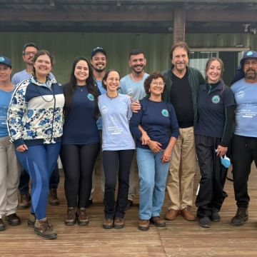 Prefeitura acompanha ações do Educamar e visita obras da nova sede da entidade