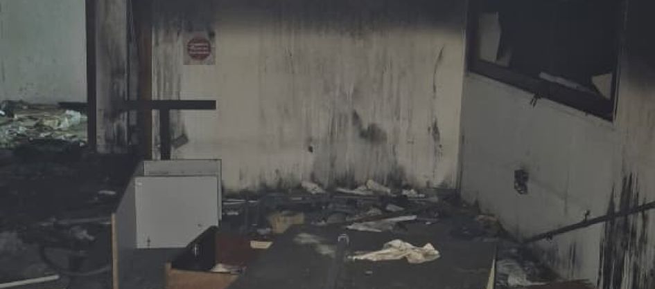 Incêndio atinge galpão abandonado de aproximadamente 560 ...