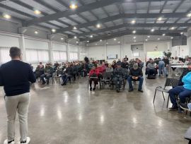 Reunião técnica orienta pescadores sobre regularização fiscal e emissão de Nota de Produtor Rural