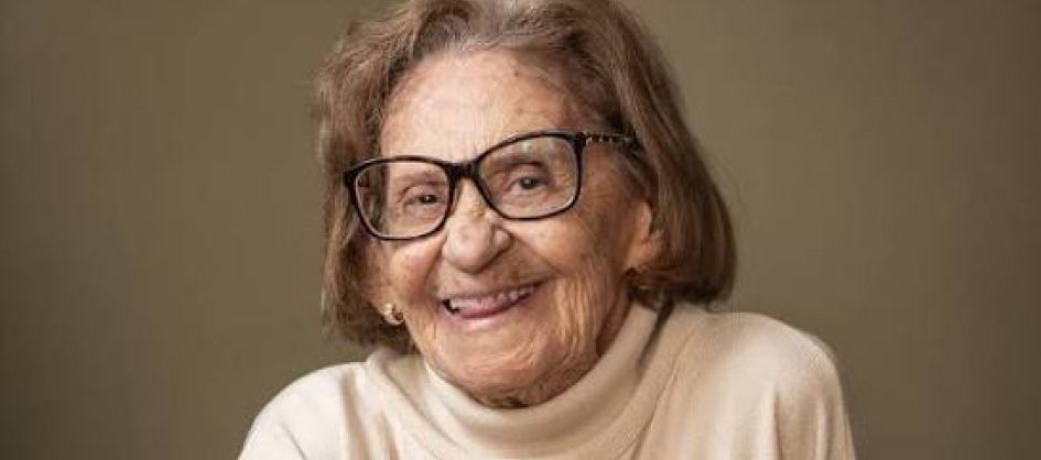 Laura Cardoso morre aos 98 anos após mais de oito décadas...