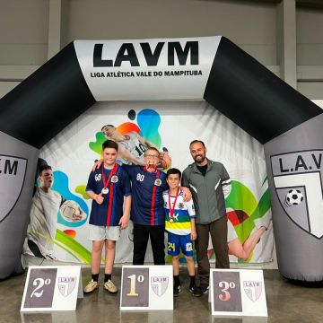 1ª etapa do Festival LAVM/AMESC de Badminton reúne jovens atletas