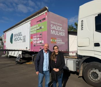 Após fim de semana de multivacinação, Meleiro inicia 40 dias de atendimentos com a Carreta da Saúde da Mulher