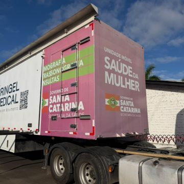 Após fim de semana de multivacinação, Meleiro inicia 40 dias de atendimentos com a Carreta da Saúde da Mulher