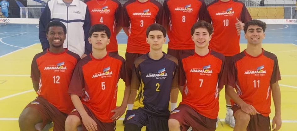 Araranguá avança no futebol e sobe ao pódio no vôlei