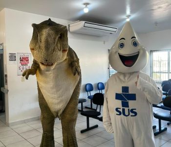 Domingo de vacinação e diversão no Belinzoni Dino Parque