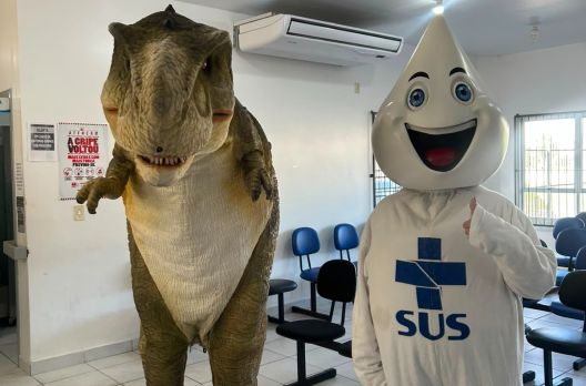 Domingo de vacinação e diversão no Belinzoni Dino Parque