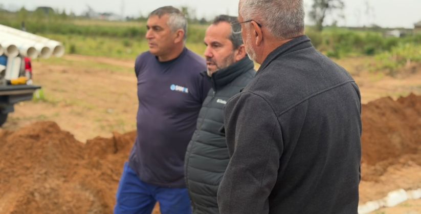 SAMAE de Araranguá amplia em mais de 1,5 mil metros rede de água na área do novo parque industrial