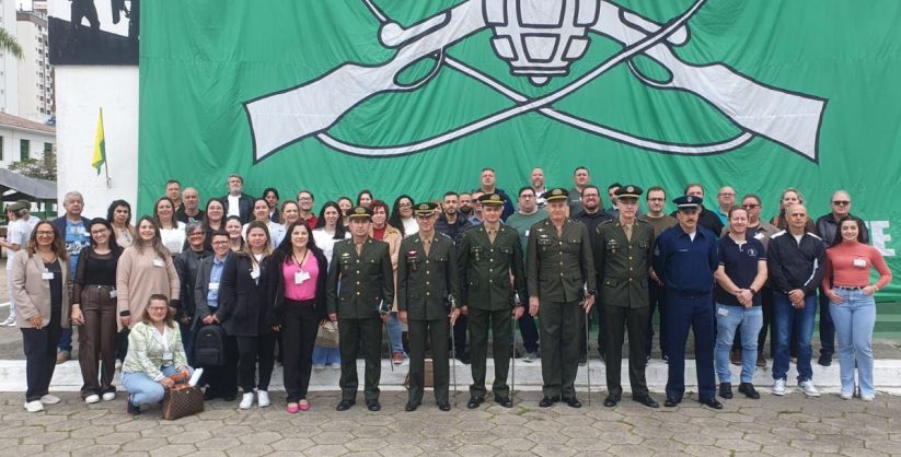 Balneário Arroio do Silva participa de estágio para secretários de Junta de Serviço Militar