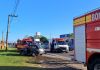 Automóvel bate contra caminhão estacionado na Divinéia, em Araranguá