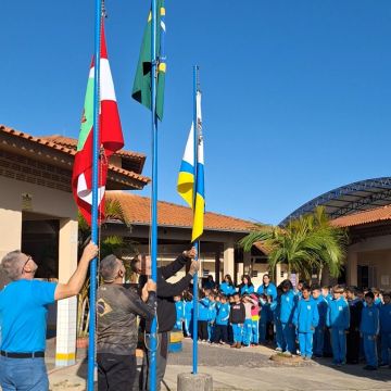Semana Cívica é vivenciada nas escolas da rede municipal em Balneário Arroio do Silva