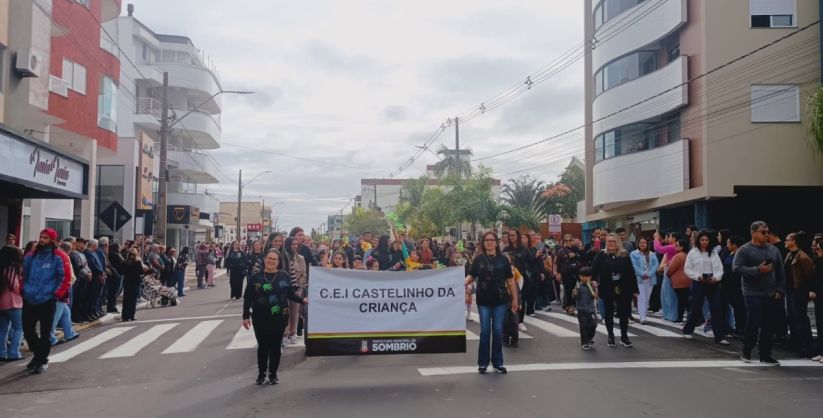 Sombrio realiza Desfile de 7 de Setembro nesta segunda