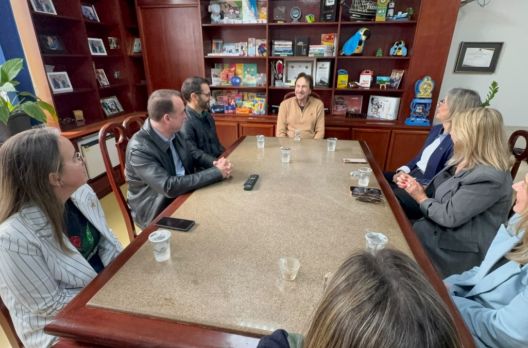 Unesc apresenta Integratur ao prefeito de Araranguá