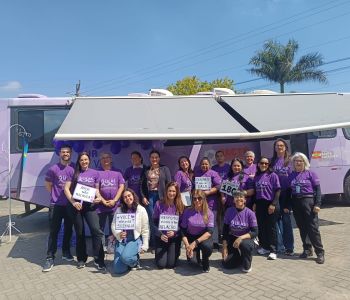 Araranguá realiza ação de conscientização com Ônibus Lilás