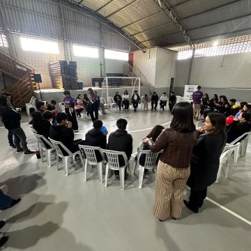 Araranguá realiza ação de conscientização com Ônibus Lilás