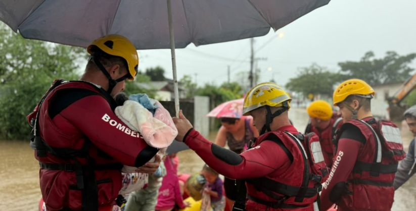 Bombeiros mobilizam equipes para atender alagamentos em Criciúma e Timbé do Sul