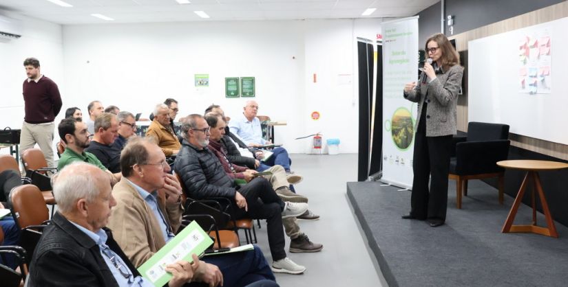 Secretaria de Agricultura de Araranguá participou de debate sobre o agronegócio regional