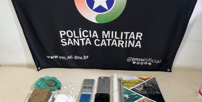 PMSC apreende drogas e prende homem por tráfico nas proximidades de escola