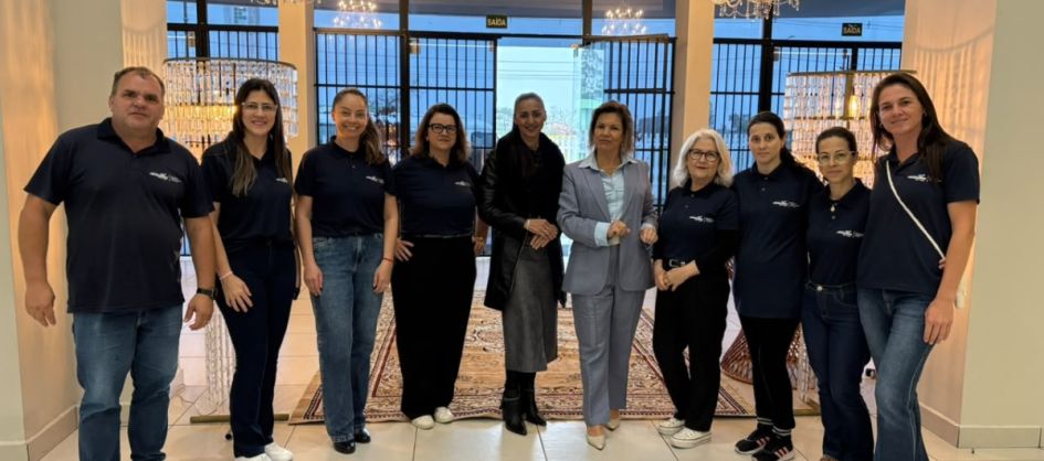 Araranguá realiza encontro de primeiras e vice-damas da Am...