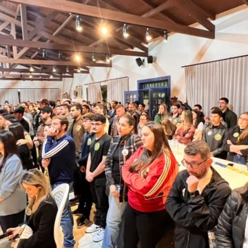 JOVENS COM TIAGO ZILLI: Evento mostra a força da campanha também com a juventude no Sul