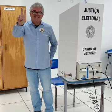 Tiago Zilli vota em Turvo e destaca confiança após campanha