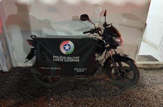 Polícia Militar recupera motocicleta com registro de furto em Araranguá