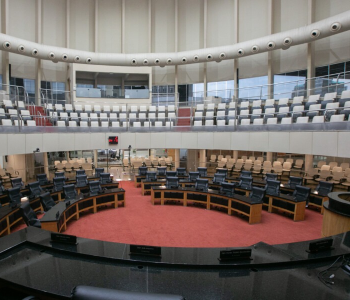 Confira o perfil dos 40 deputados eleitos neste domingo (4) para a Alesc