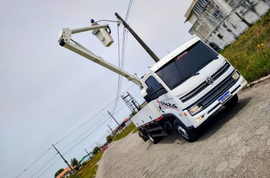 Mais 2,5 mil pontos de iluminação pública serão modernizados com LED em Araranguá