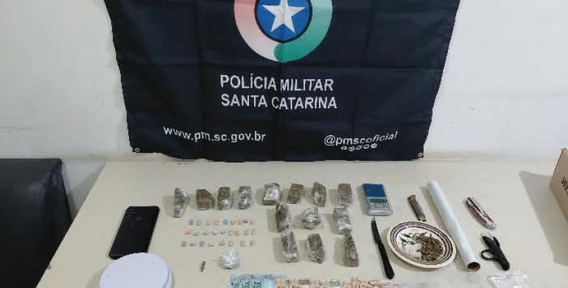 Traficante é preso com maconha e ecstasy em Sombrio