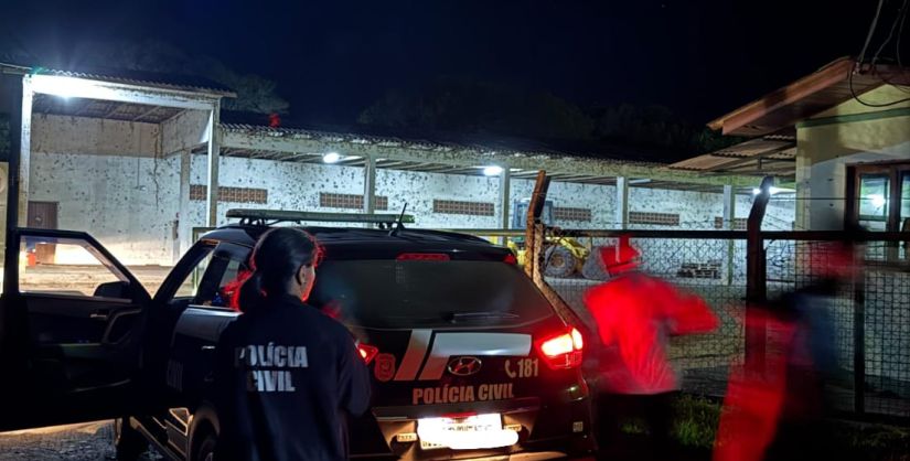 Polícia Civil cumpre mandados em investigação de estupro de vulnerável em Araranguá