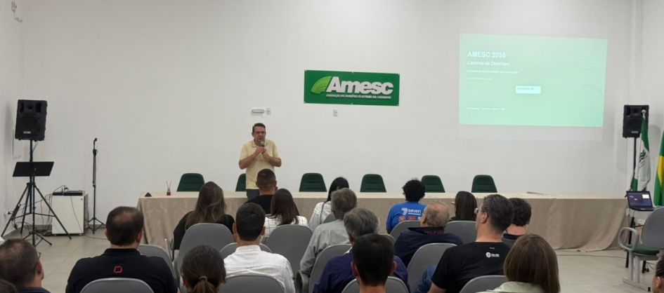 AMESC sedia reunião de trabalho do projeto Avança SC