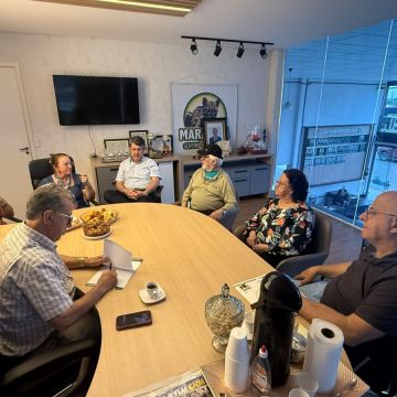 Governo de Maracajá assina lei em homenagem a Gilberto Pedro Ramos no Parque de Eventos