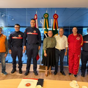 Prefeito de Maracajá recebe novo comando do 17º Batalhão de Bombeiros Militar
