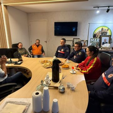 Prefeito de Maracajá recebe novo comando do 17º Batalhão de Bombeiros Militar