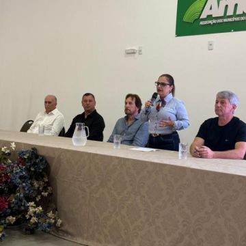 Araranguá registra avanço histórico no IDEB e reconhece escolas e profissionais da rede municipal