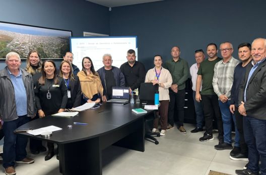 Equipe técnica da Secretaria de Desenvolvimento Social apresenta serviços realizados em ...