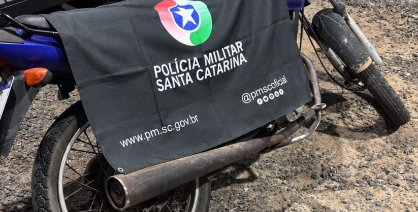 Polícia Militar recupera motocicleta furtada em Araranguá
