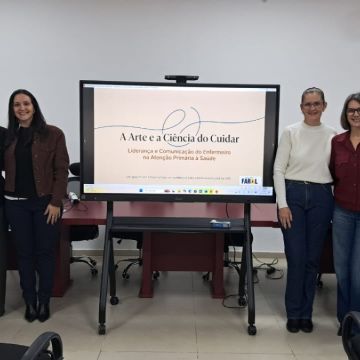 Encontro em Araranguá qualifica profissionais da Atenção Primária à Saúde