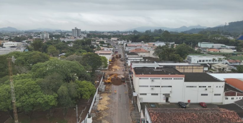 Prefeitura de Turvo acompanha andamento das obras de revitalização do centro
