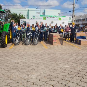 Cooperja sorteio 1 Trator, 1 automóvel e mais 18 prêmios