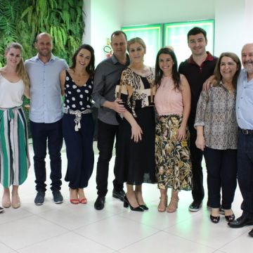 História escrita por irmãos criciumenses se transforma em livro cheio de significados