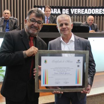 Um dos maiores ídolos do Esporte recebe homenagem da Câmara