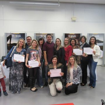 Turvo aperfeiçoa comerciantes para a acolhida de Turistas